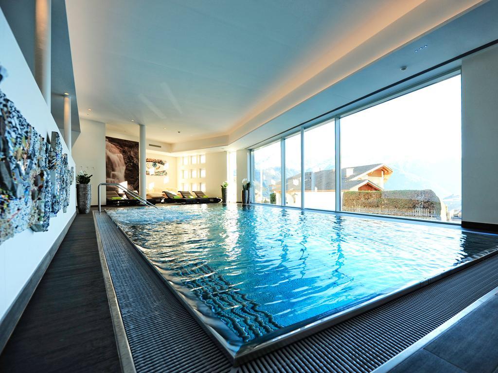 Hotel Roeck Garni Фис Екстериор снимка